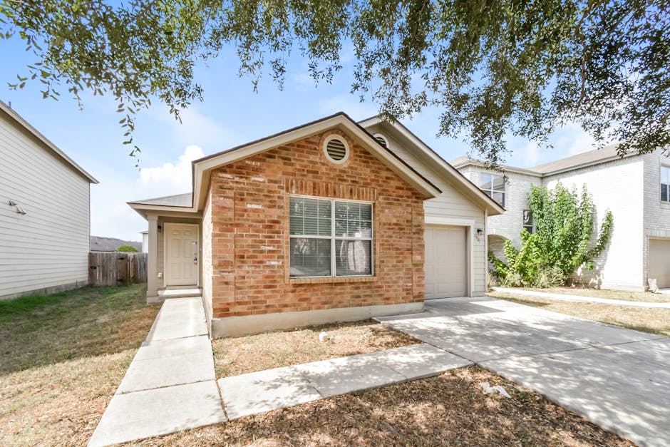 6027 Kensinger Pass, Converse, TX 78109 Home for Rent 3 Beds, 2